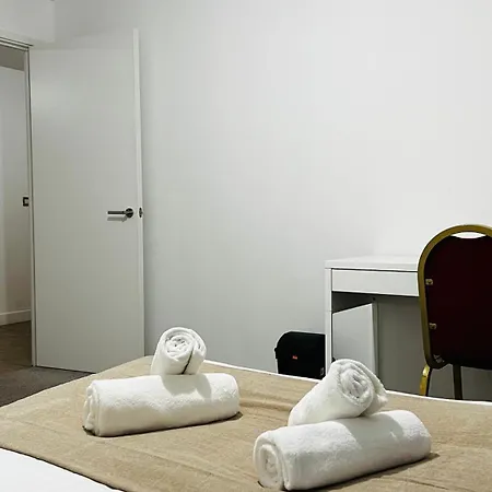 Last-Minute Specials L Book It Now L Sleeps Up To 4 L 2 Bed 2 Bath - Gym - Prime Birmingham Location L Jvt Short Lets Exterior photo