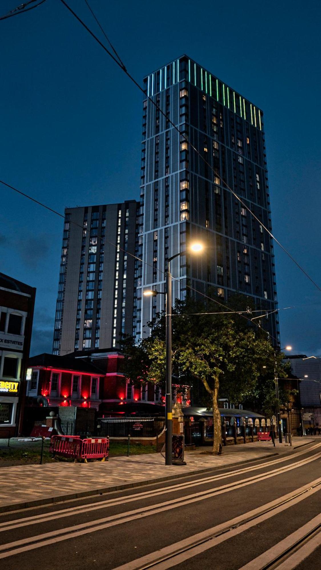 Last-minute Specials L Book It Now L Sleeps Up To 4 L 2 Bed 2 Bath - Gym - Prime Location L Jvt Short Lets Апартаменты *